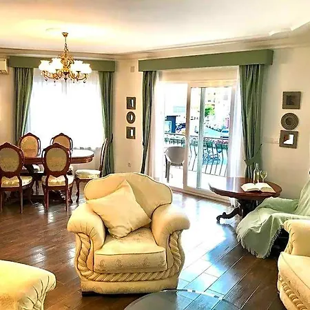 Marina De Otel